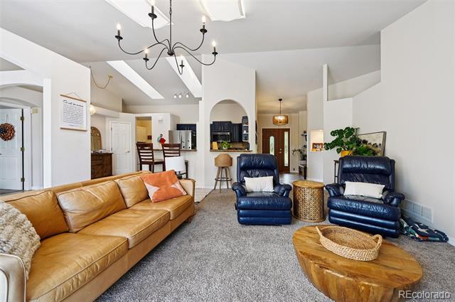 Photo - 11395 Calgary Rd