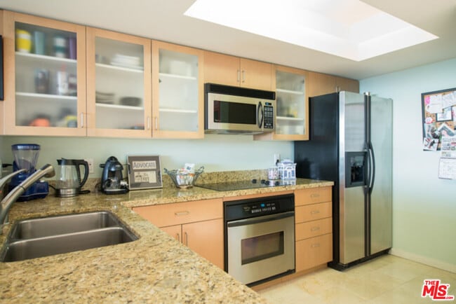 Photo - 13700 Marina Pointe Dr Unit 719