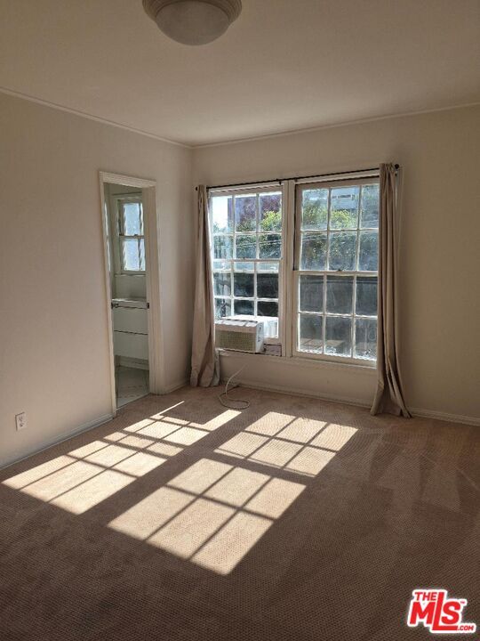 Photo - 8551 Holloway Dr Unit 8551-1/4