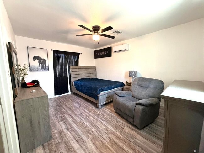 1425 S 9th Ave