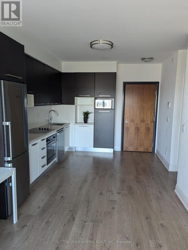 Photo - 36 Park Lawn Rd Unit 3804