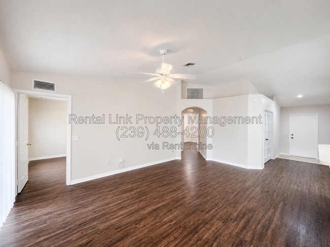 Photo - 764 Breamer Ave S