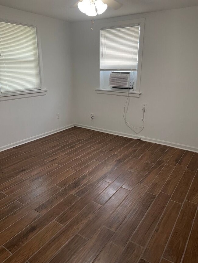 Photo - Well Maintained 2 Bedroom
