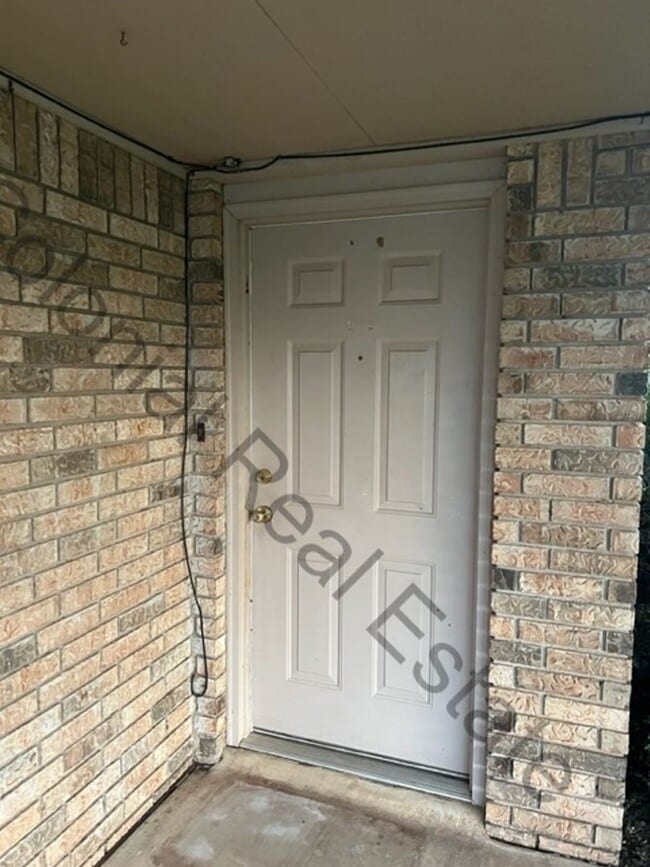 Photo - 1805 Morse Ave