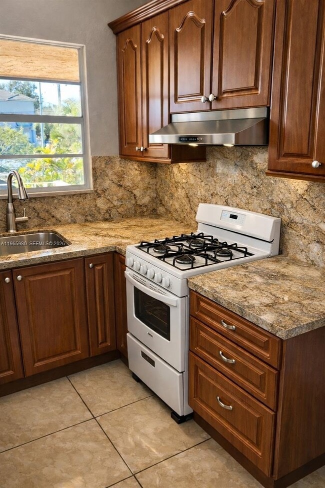 Building Photo - 6850 W 14th Ct Unit 24C