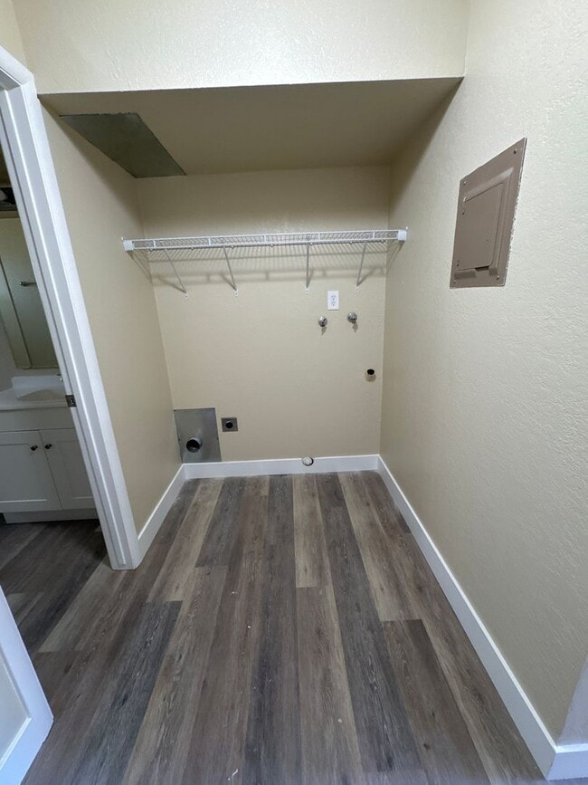 Photo - 609 N 200 W Unit 609