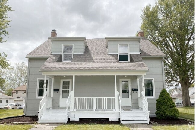 Building Photo - 316 S Elmwood Ave Unit 316 South Elmwood Ave. Rental