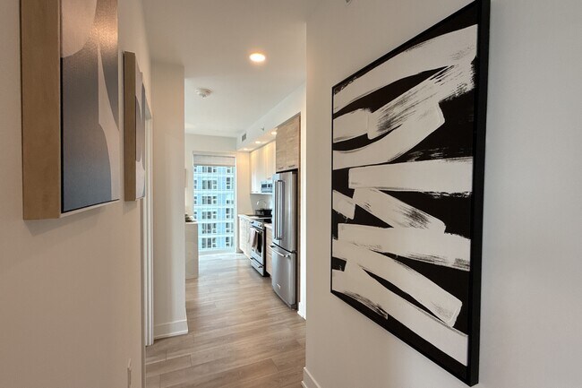 Photo - 200 Redpath Ave