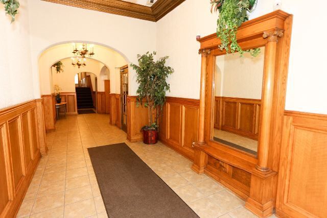 Photo - 653 W Belmont Ave Unit 5C