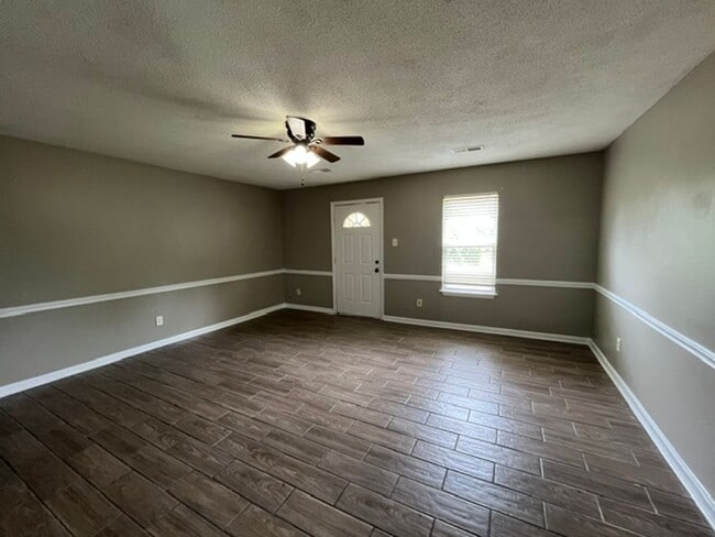 Photo - Renovated 3 Bedroom 2 Bath Home for Rent!!