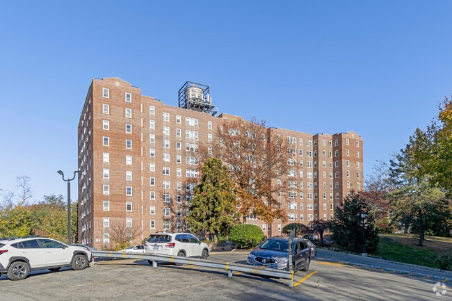 Photo - Knolls Crescent Apartments