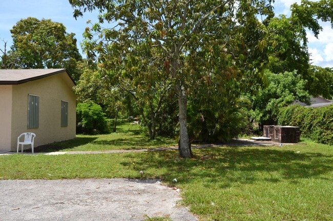 Photo - 2424 NW 21st St