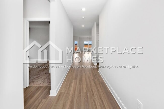 Photo - 113 Saylor Rose Dr