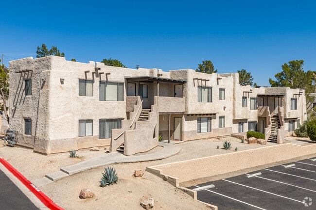 Building Photo - Villa Vista Apartments