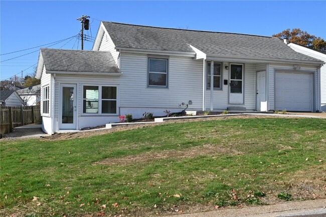 Photo - 9510 Lydell Dr