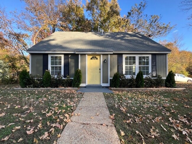 Building Photo - 3180 Aden St