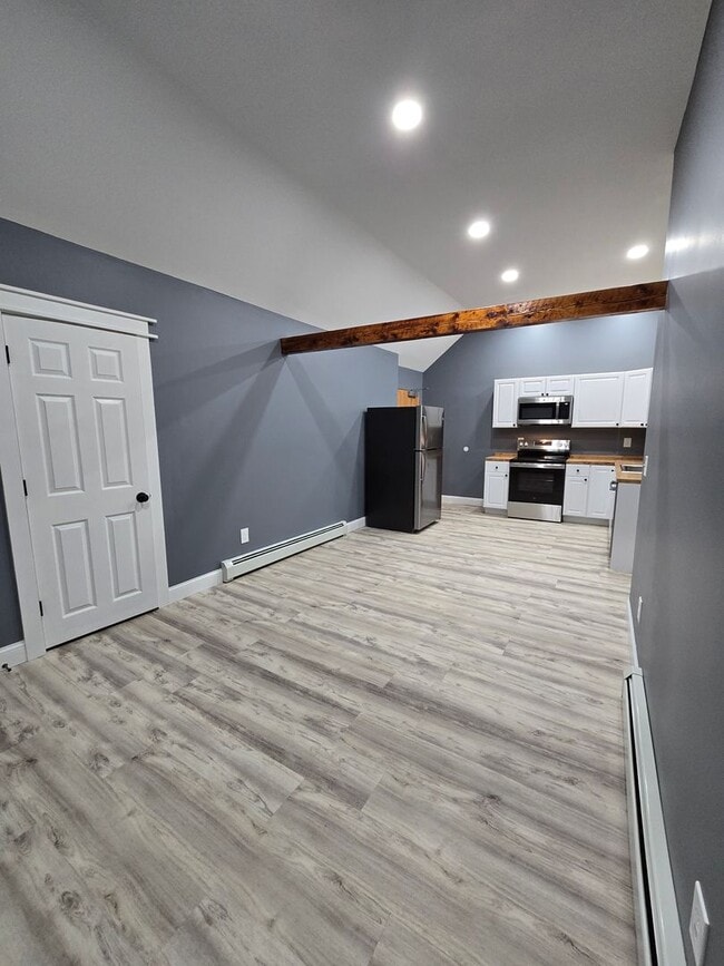 Photo - 319 Main St Unit Apt 2