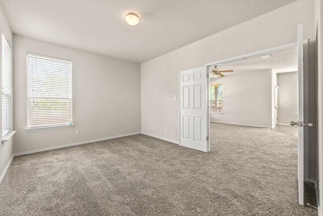 Photo - 7607 Helios Rise