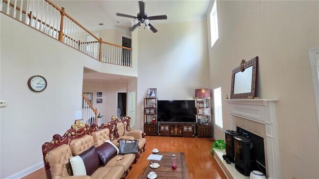 Photo - 4060 Suwanee Bend Dr