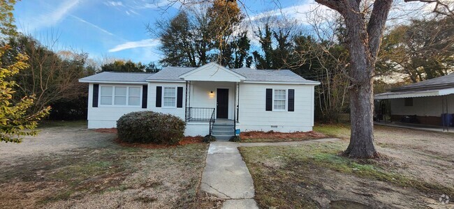 Building Photo - 3 Bedroom Home in Columbus, GA