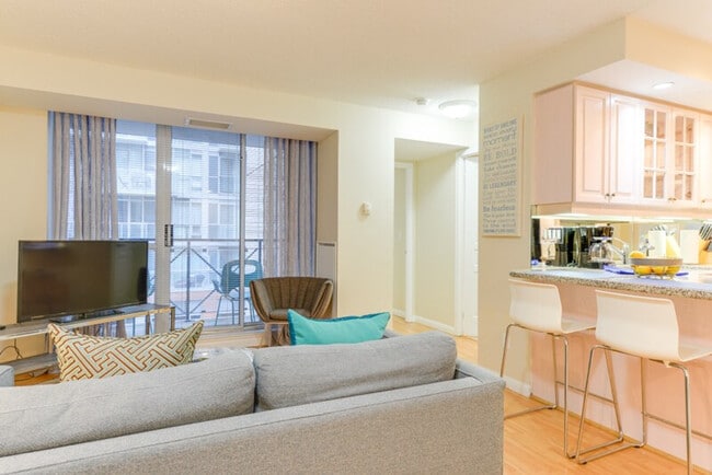 Photo - 160 Simcoe St Unité SI ID1034871P