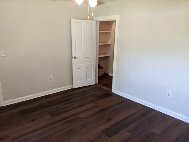 Photo - Apartments on Simmons