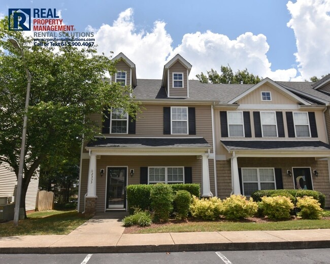 Photo - Beautiful 2BR/2.5 BA M'boro end unit townhome!