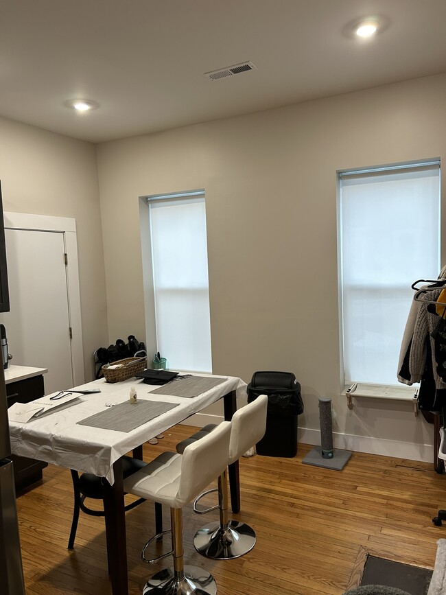 Photo - 54 Linden Ave