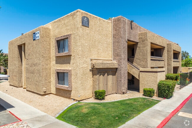 Avalon Hills