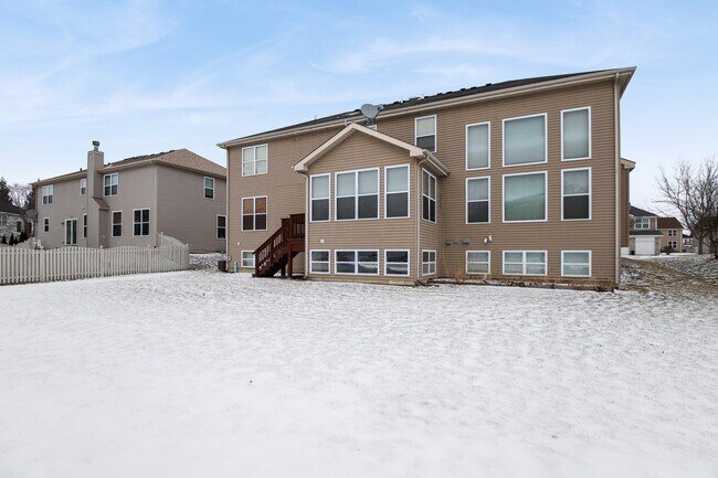 Photo - 426 Kingfisher Rd