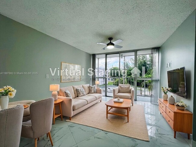 Building Photo - 7125 NW 186th St Unit B408