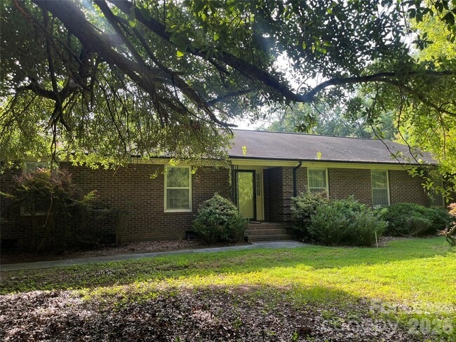 Photo - 5625 Potter Rd