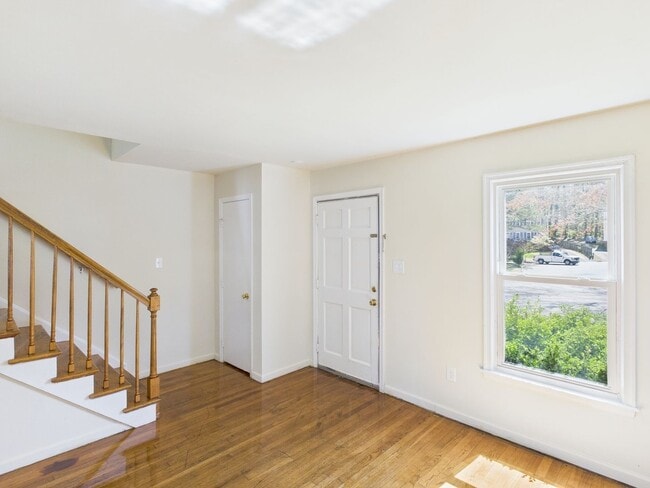 Photo - 5500 Stella Rd