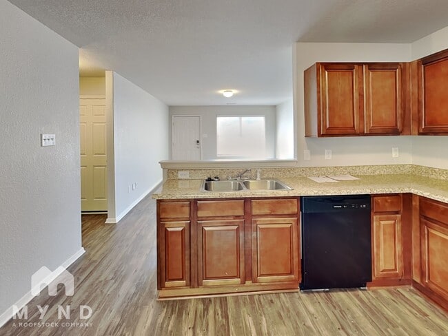 Photo - 9176 Pleasant Valley Dr