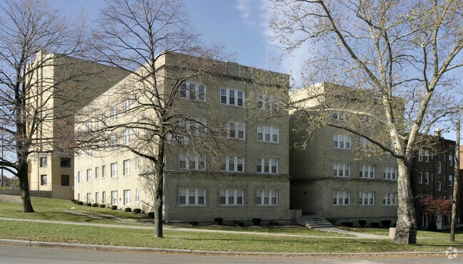 Edgeway Apartments - Edgeway Apartments