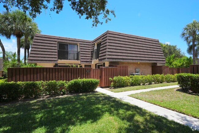 Building Photo - 1008 10th Ct Rental