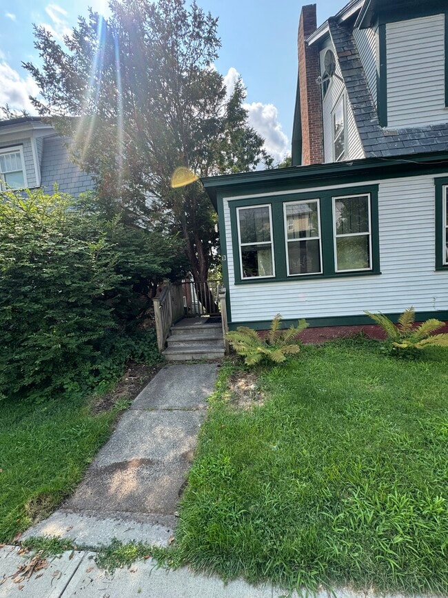 Photo - 361 S Winooski Ave Unit 2
