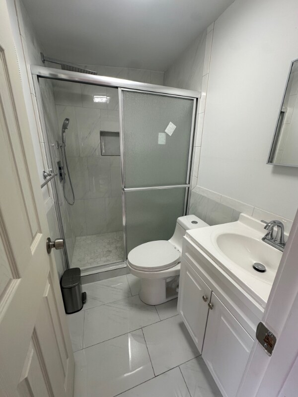 Photo - 1608 Jarvis Ave Unit 771