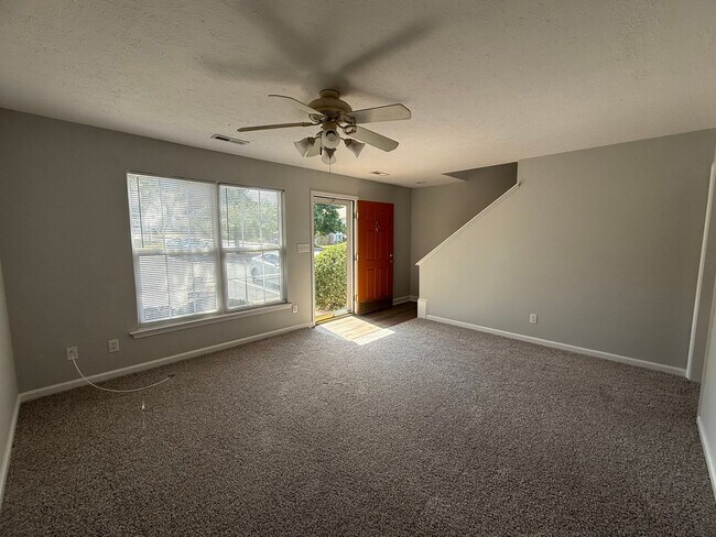 Photo - 3 Bedroom Townhouse in Campbell County