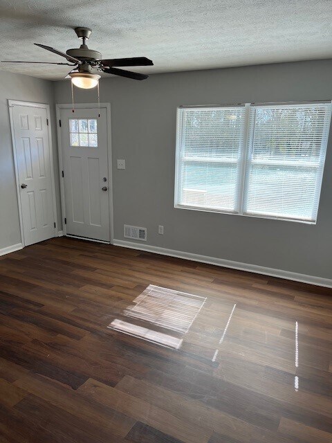 Photo - 38 Royce Dr