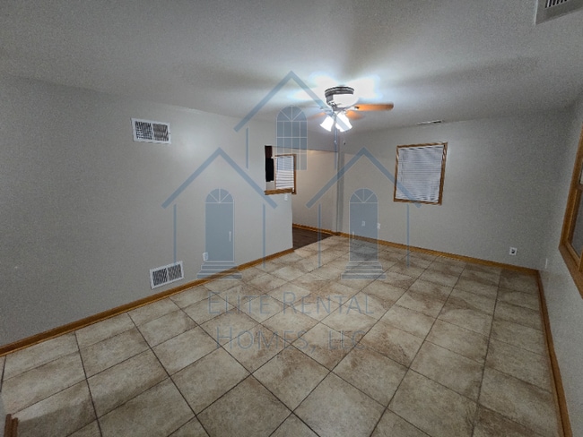 Photo - 7537 Birch Ave