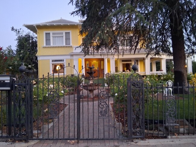 Gated Property - 2374 Mission Inn Ave