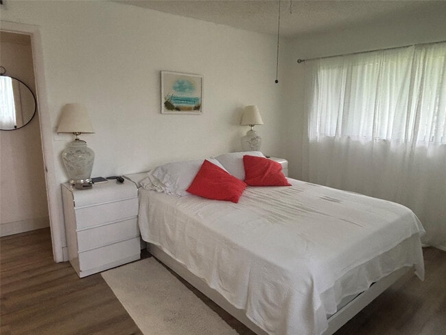 Photo - 10727 W Clairmont Cir Unidad 211
