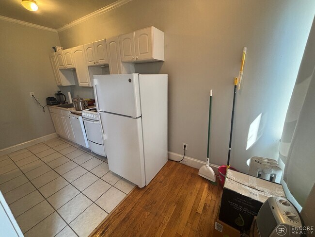 Photo - 1637 Commonwealth Ave Unit 14