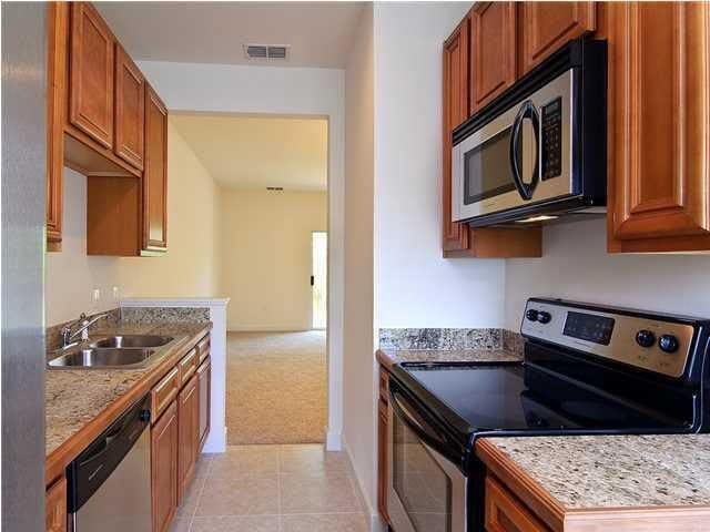 Photo - 331 Business