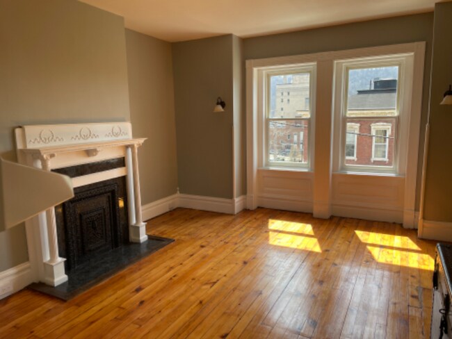 Photo - 99 12th St Unidad C