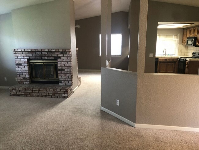 2205 Temescal Dr