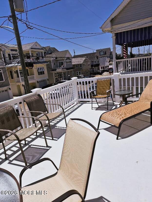 26 Harding Ave