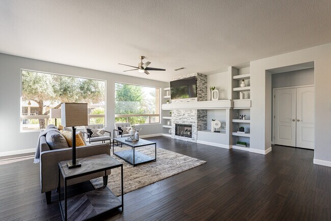 Photo - 18335 N Borgata Dr