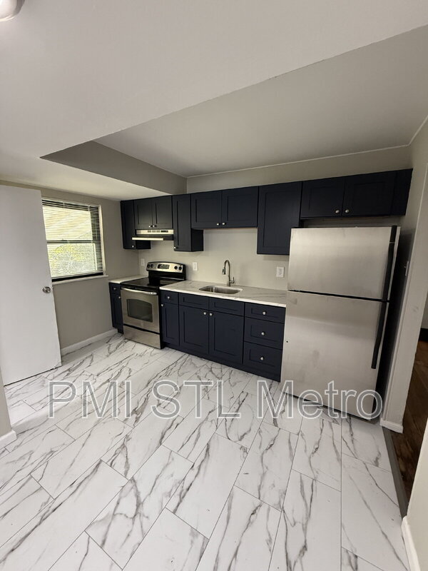 Photo - 240 Mc Alpine Dr